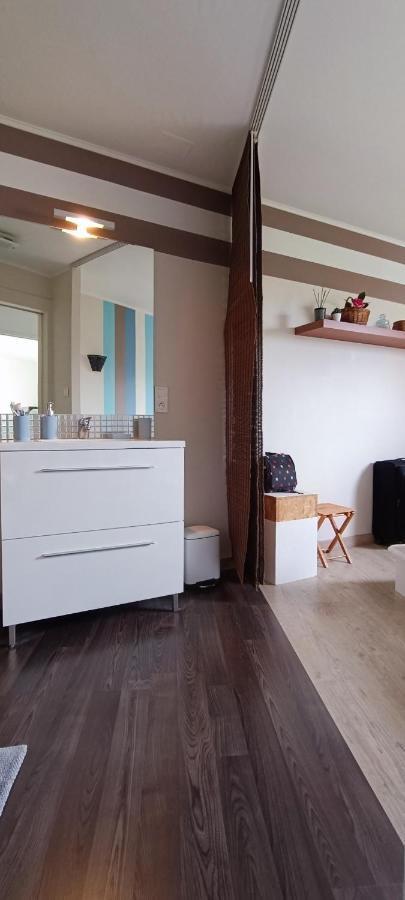 Semaphore Plat - Maisonnette -Residence - Piscine 莱萨布勒-多洛讷 外观 照片